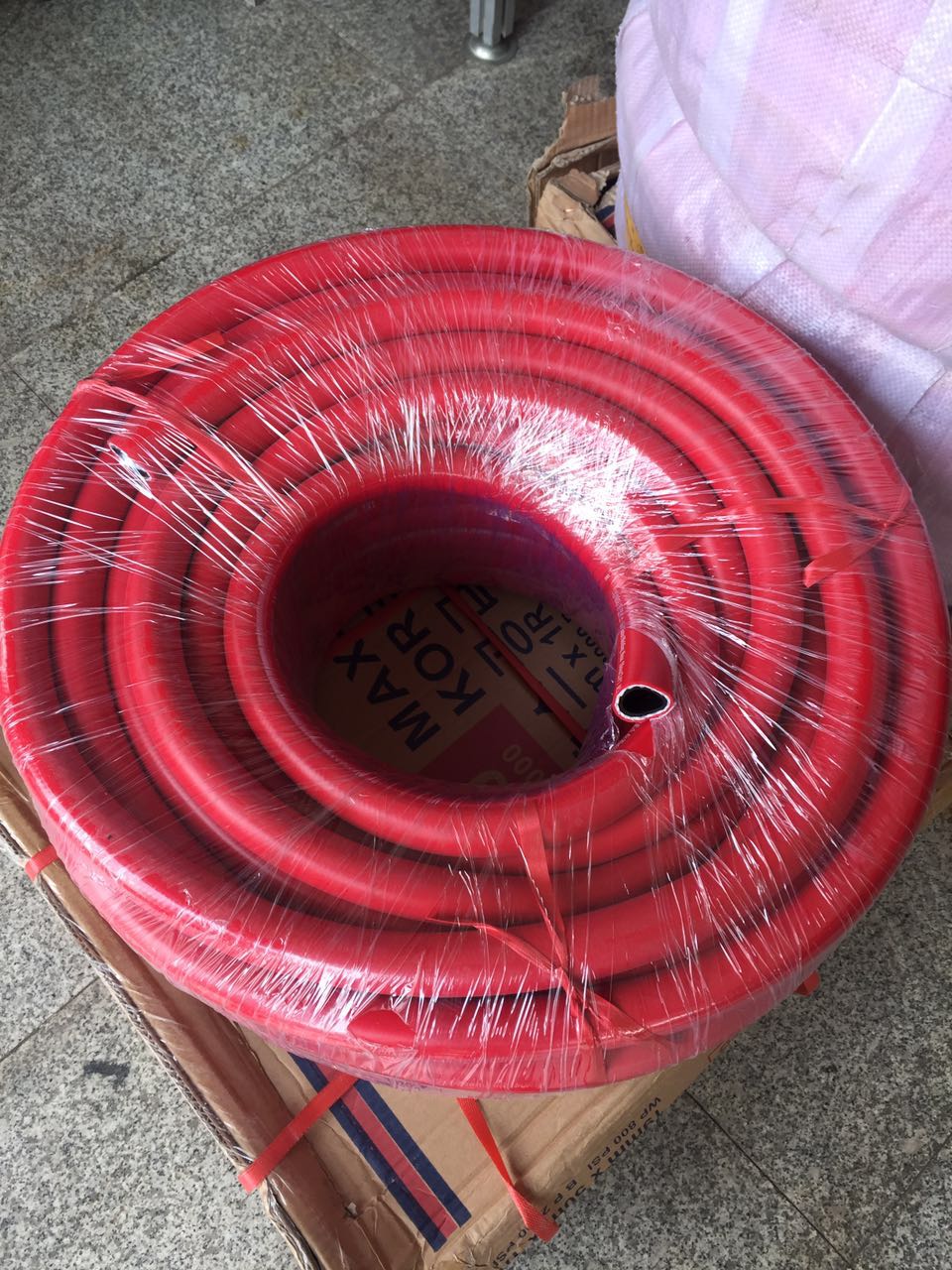 ��ɫ��ѹ���